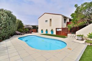3 Bedroom Property for Sale in Northshore Western Cape